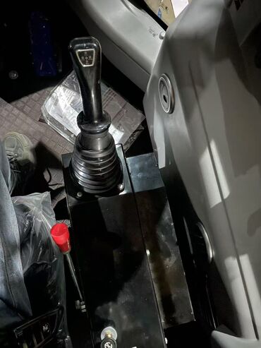 Погрузчики: Погрузчик, 2024 г., Колесный, Ковшовый — 11