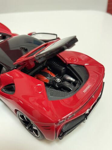 Avtomobil modelləri: Ferrari, 2025 il, 1:24, Dəmir, Rayonlara çatdırılma, Ünvandan götürmə, Pulsuz çatdırılma — 23