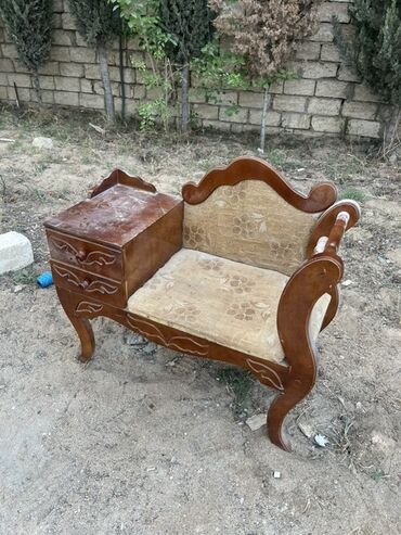 Divanlar: Mini-divan, Açılmayan, Bazasız, Parça, Çatdırılma yoxdur