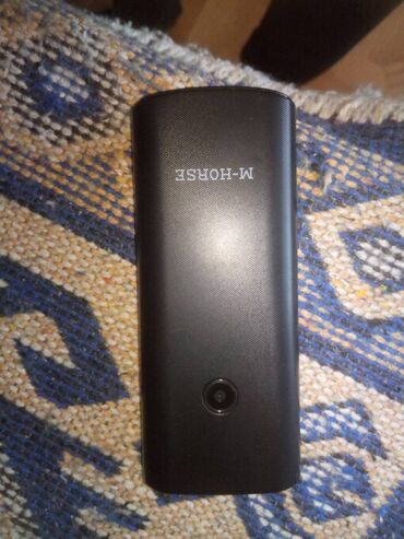 сотовый кнопочный телефон fly ff 281: Teze M Horse M105 model olan telefon satlram.Ancaq adaptoru