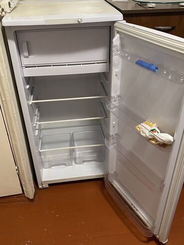 холодильники для мороженое: Холодильник Atlant, Б/у, Минихолодильник, De frost (капельный), 58 * 120 * 60