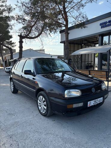 мото наколенники: Volkswagen Golf: 1993 г., 1.8 л, Механика, Газ, Хэтчбэк
