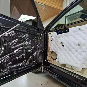 Перетяжка салона (автоателье): Lux Detailing — профессиональная перетяжка и реставрация потолка авто — 18