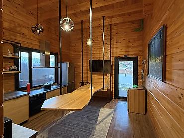 Долгосрочная аренда домов: 230 м², 5 комнат, Видеонаблюдение, Евроремонт, Забор, огорожен — 2