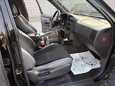 35 колеса: Nissan, 1999 г., цвет - Черный, Б/у — 9