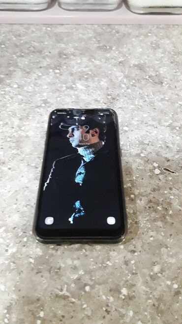 samsung s5550 shark amoled: Samsung Galaxy A01, 16 ГБ, цвет - Черный, Две SIM карты