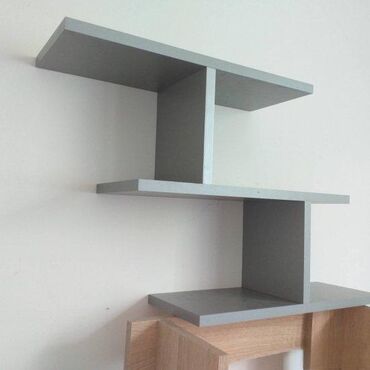 Police: Polica 10 Materijal: Polica se izrađuje od univera debljine 18 mm u — 3