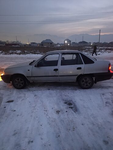 некция 1: Daewoo Nexia: 2006 г., 1.5 л, Механика, Бензин, Седан