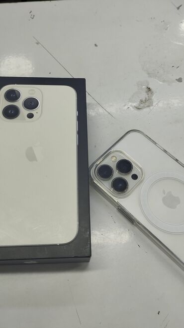 Apple iPhone: IPhone 13 Pro, 256 ГБ, Белый, Зарядное устройство, Защитное стекло, Чехол, 86 %