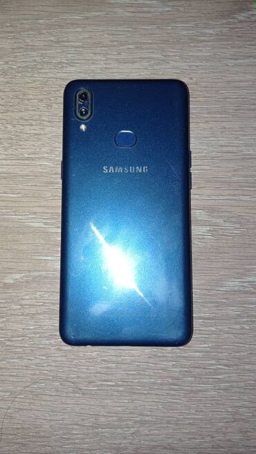 Мобильные телефоны: Samsung A10s, Б/у, 32 ГБ, цвет - Голубой