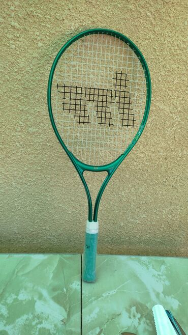 ракетка для большого тенниса: Продаю теннисную ракетку новую для большого тенниса с чехлом