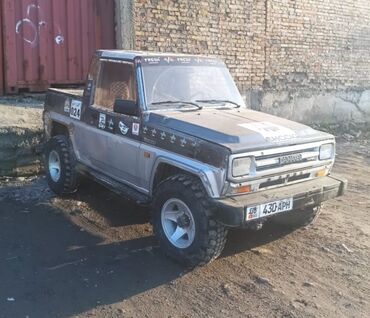 женские машины не дорогои: Jeep : 1988 г., Механика, Бензин, Жол тандабас