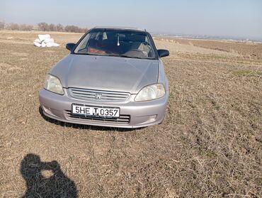 машинка на бензине: Honda Civic: 2000 г., 1.6 л, Автомат, Бензин, Седан