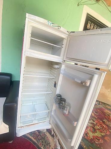 soyuducular iwlenmiw: İşlənmiş 2 qapılı Indesit Soyuducu Satılır, rəng - Ağ — 2