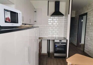 дом сарай: 40 м², 1 комната, Утепленный, Бронированные двери, Парковка