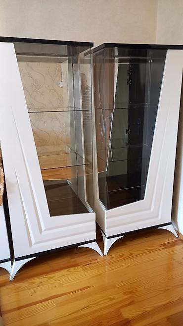 Dolab vitrinləri: Şüşəli dolab vitrini, İşlənmiş — 2