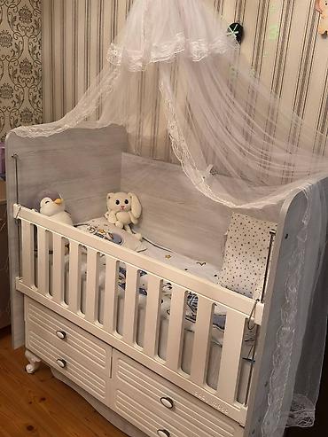 lay lay matras: Oğlan və qız üçün, İşlənmiş, Dördbucaq, Beşik, Dəst ilə, Matras ilə, Yellənmə mexanizmi ilə — 1