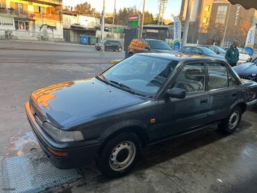 Toyota: Toyota Corolla: 1.3 l. | 1992 έ. Λιμουζίνα — 3