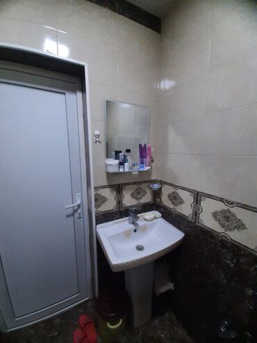 Həyət evləri və villaların satışı: 3 otaqlı, 100 kv. m, Kredit var, Yeni təmirli -da lalafo.az — 18 Həyət evləri və villaların satışı: 3 otaqlı, 100 kv. m, Kredit var, Yeni təmirli — 18