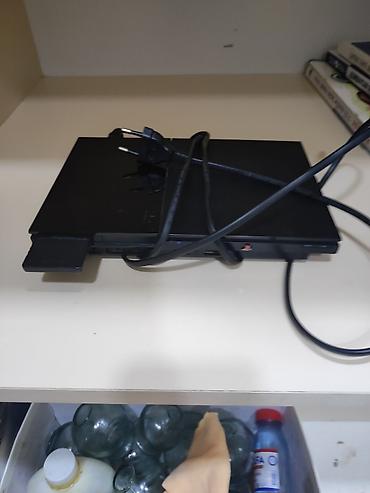ps1 oyun: PlayStation 2 oyun konsolu satılır.

nağd alana endirim olacaq — 2