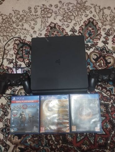 PS4 (Sony PlayStation 4): Sony playstation 4 slim 1tb не прошитая в хорошем состоянии,все