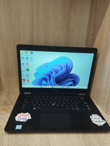 Dell: Dell 14 ", Intel Core i5, 256 GB