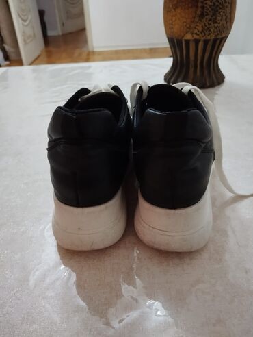 Women's Sneakers and athletic shoes: Ölçü: 36, rəng - Qara, Yeni — 7
