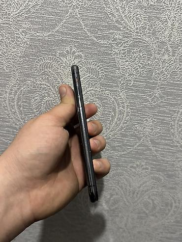 Apple iPhone: IPhone X, 64 GB, Qara, Face ID — 4