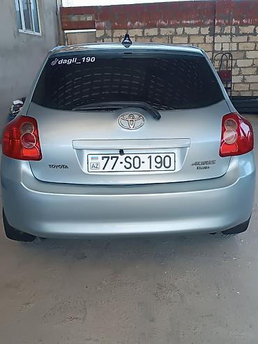 mercedes benz 208 d: Toyota Auris: 1.4 l | 2007 il Hetçbek — 2