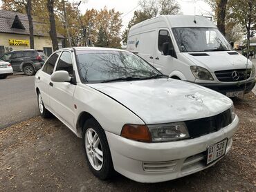 Mitsubishi: Mitsubishi Lancer: 2000 г., 1.3 л, Автомат, Бензин, Седан