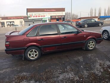 Volkswagen: Volkswagen Passat: 1991 г., 2 л, Механика, Бензин, Седан