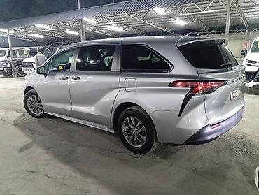 Toyota: Toyota Sienna: 2021 г., 2.5 л, Гибрид, Минивэн — 3