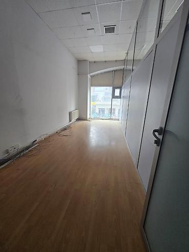 İcarəyə ofislər: İCARƏYƏ VERİLİR!!! 28 MAY METROSU YAXINLIĞINDA 1600 KVM 16 MƏRTƏLİ — 26