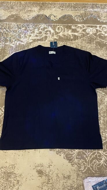 Tibbi geyim: Tibbi forma dəsti - Ağ həkim xalatı: dizə qədər uzunluq, arxada — 4