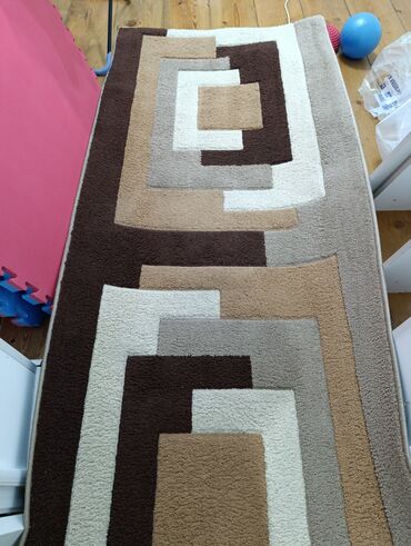 дорожка ковровая: Ковровая дорожка Б/у, Акрил, Геометрия, Безналичная/наличная оплата