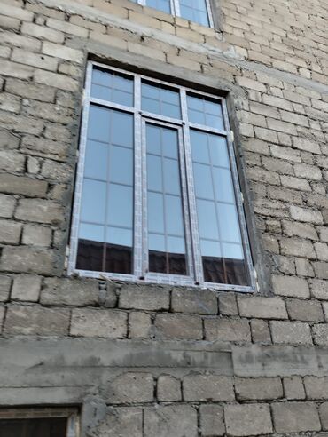 Plastik pəncərələr: Plasti̇k qapi pəncərə si̇fari̇şi̇ tund kari̇çni̇vi̇. Kariçnivi ağ — 22