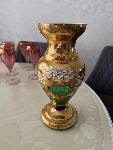 Вазы: Одна ваза — 1