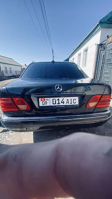 я ищу мерс: Mercedes-Benz E-Class: 1997 г., 2 л, Механика, Бензин, Седан — 5