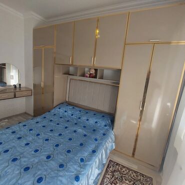 Sifarişlə dolablar: Düz dolab, Yataq otağı üçün, Paltar üçün, Açılan, Korpuslu — 2