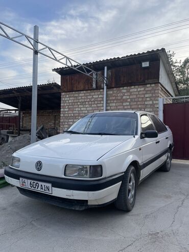 машина джетта: Volkswagen Passat: 1991 г., 2 л, Механика, Бензин, Седан