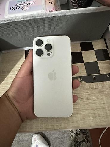 хр корпус: IPhone 15 Pro Max, Б/у, 256 ГБ, Серебристый — 1