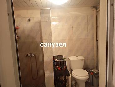 Продажа коттеджей и домов: 5 комнат, 75 м², 3 соток, Бишкек, Киркомстром Собственник at lalafo.kg — 11 Продажа коттеджей и домов: 5 комнат, 75 м², 3 соток, Бишкек, Киркомстром Собственник — 11