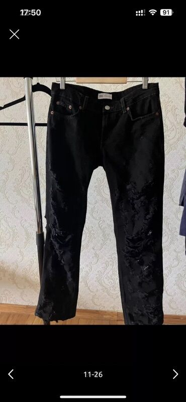 CD, DVD disklər və kassetlər: Zara, yırtıq detallı cins şalvar Dizlərdə və digər yerlərdə yırtıqlar — 13