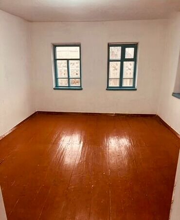 дом 20000: 40 м², 3 комнаты, Парковка, Забор, огорожен