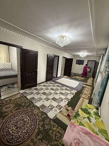 Продажа коттеджей и домов: 🚨 СРОЧНО ПРОДАЁТСЯ ДОМ! 🏠🔥 📍 Бишкек, район Арча-Бешик — рядом с 4-й — 10