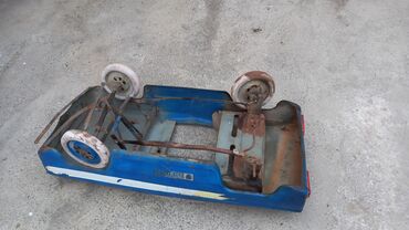 Игрушки: Продаю кузов от детской машины ссср цена за всё — 7