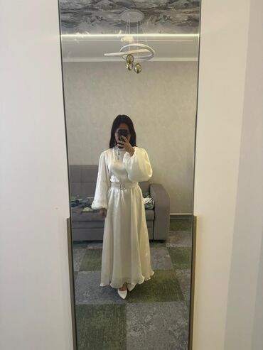 длинное теплое платье с капюшоном: Кече көйнөгү, Узун модель, Жеңдери менен