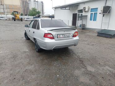 Daewoo: Daewoo Nexia: 2010 г., 1.5 л, Механика, Бензин, Седан