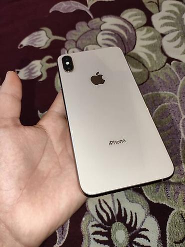 touch id: Смартфон с безрамочным экраном и вырезом под фронтальную — 5