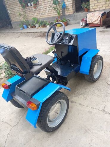 Другие мини-тракторы: Компактный мини‑трактор самодельной конструкции Описание: - Колесная — 3